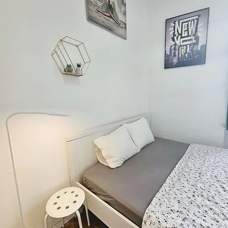 Swanky Loft Retreat Apartment Prague