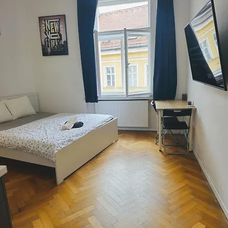 Διαμέρισμα Swanky Loft Retreat